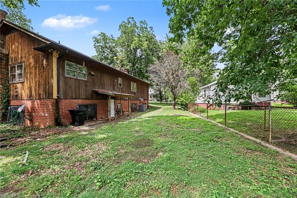 1211 E Willowbrook Drive Property Photo 28