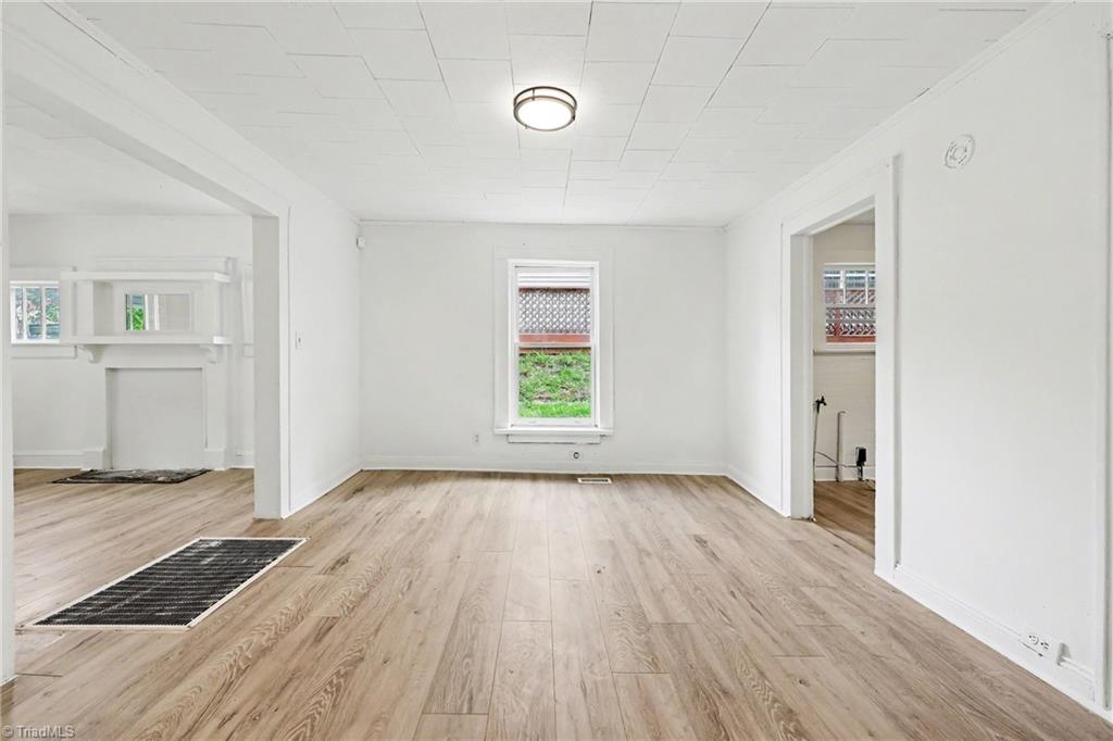 1306 Forrest Street Property Photo 8