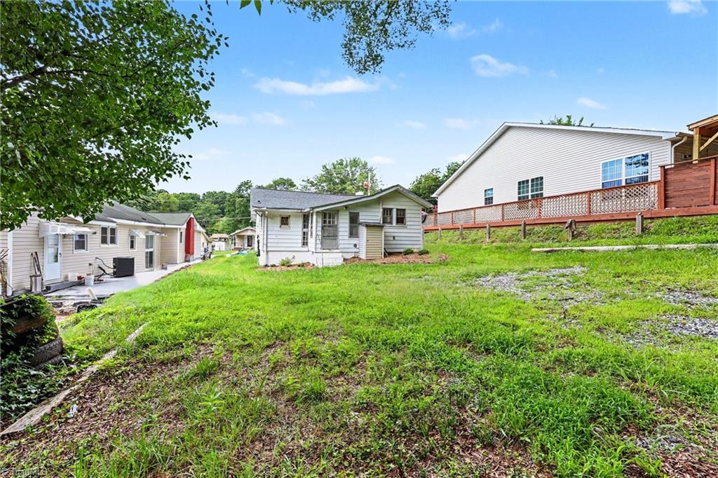 1306 Forrest Street Property Photo 25