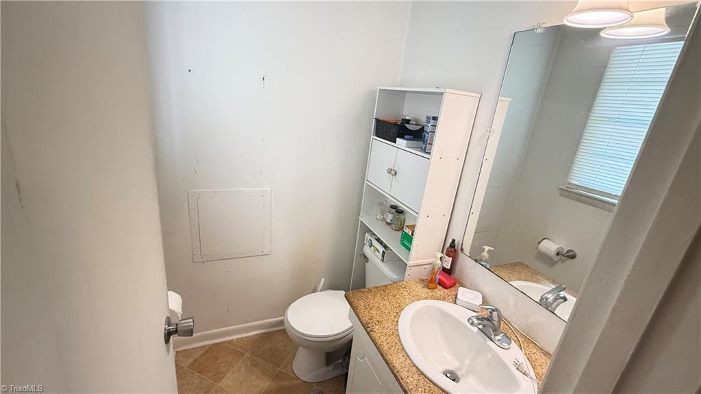 110 Sarah Street Property Photo 23