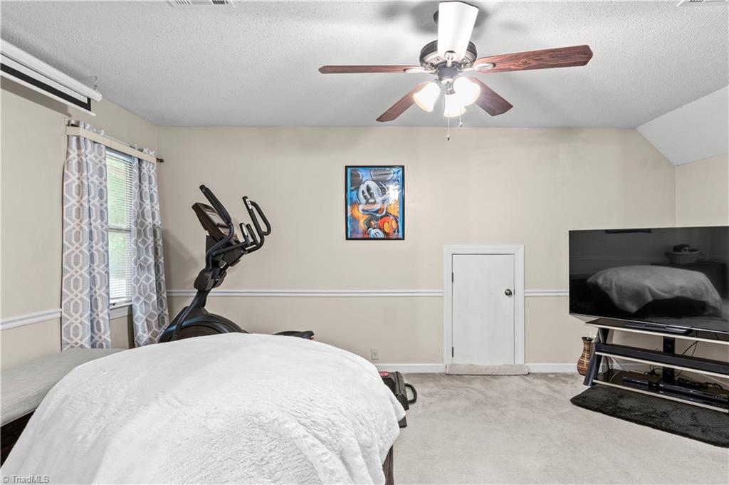 4721 Whisper Oak Drive Property Photo 16