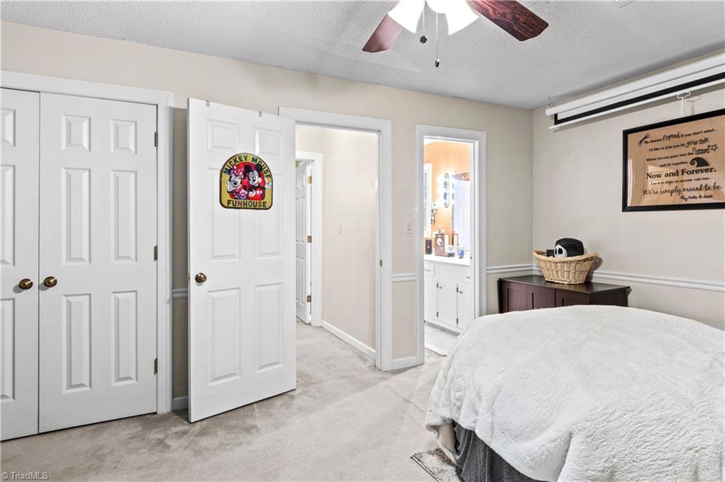 4721 Whisper Oak Drive Property Photo 18