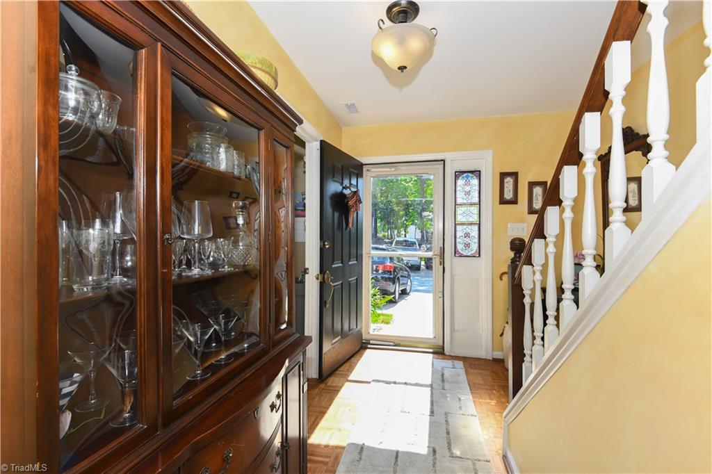 1717 Ternberry Road Property Photo 2