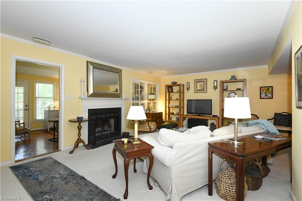 1717 Ternberry Road Property Photo 3