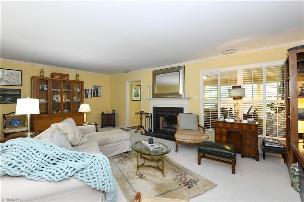 1717 Ternberry Road Property Photo 4