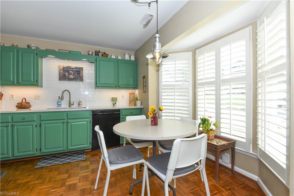 1717 Ternberry Road Property Photo 15