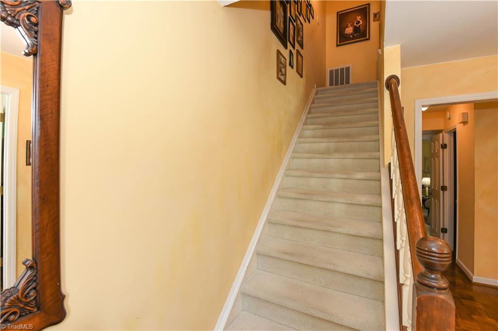 1717 Ternberry Road Property Photo 16