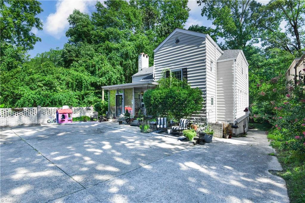 1806 Walker Avenue Property Photo 4