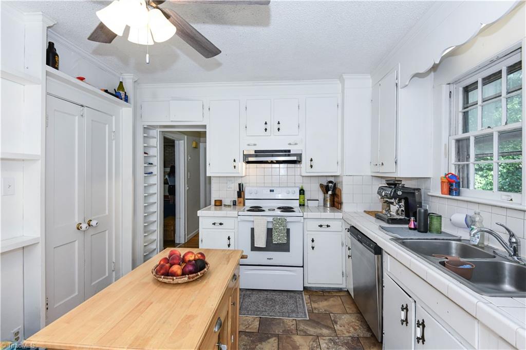 1806 Walker Avenue Property Photo 17