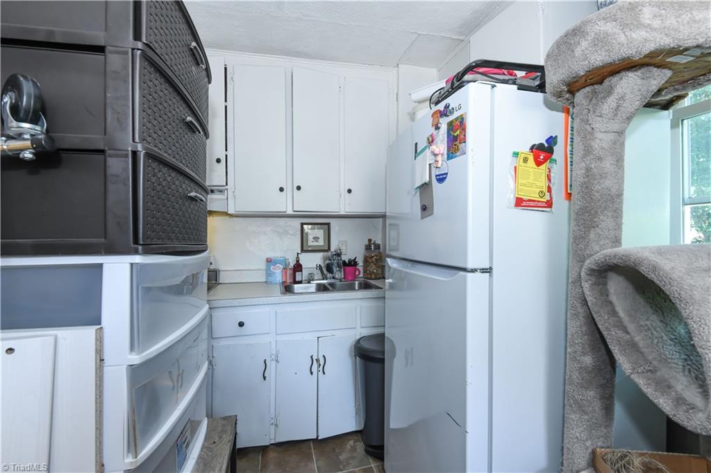 1806 Walker Avenue Property Photo 37