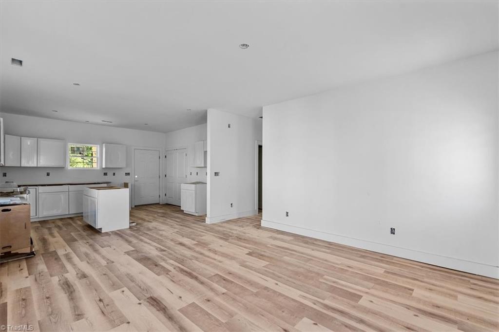 814 Vail Avenue Property Photo 4