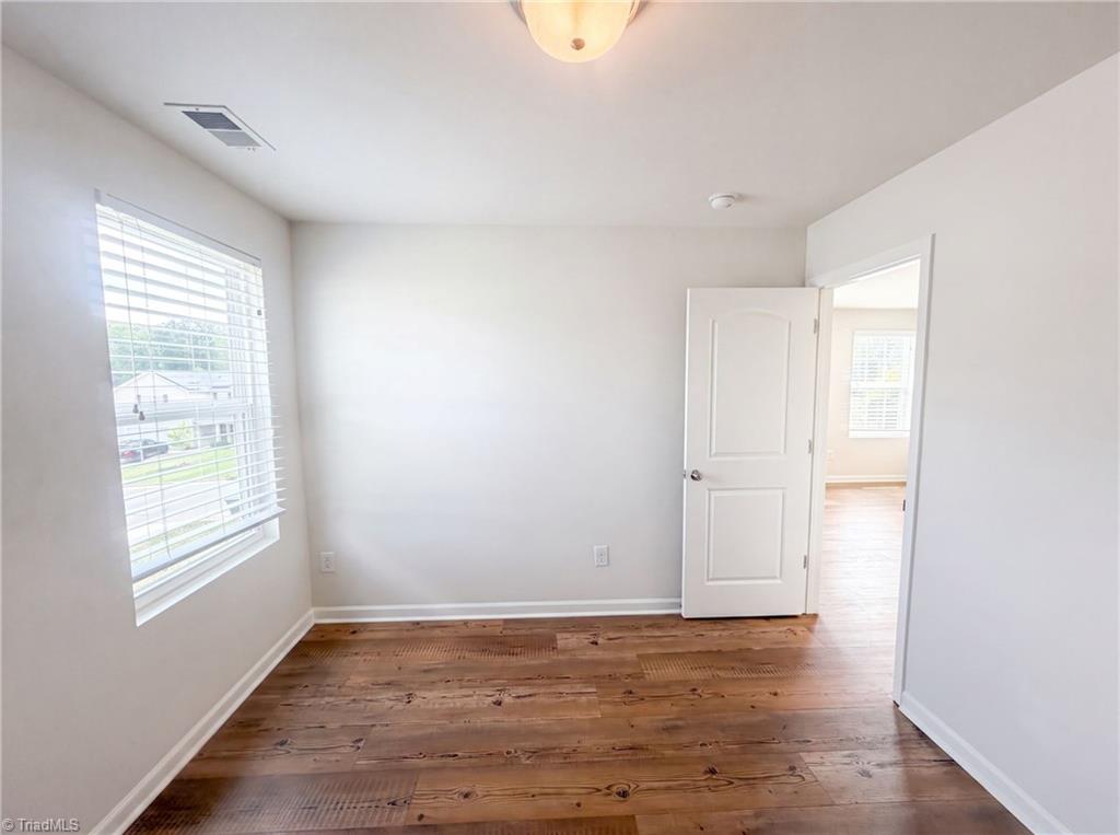 1134 Aster Way Property Photo 19