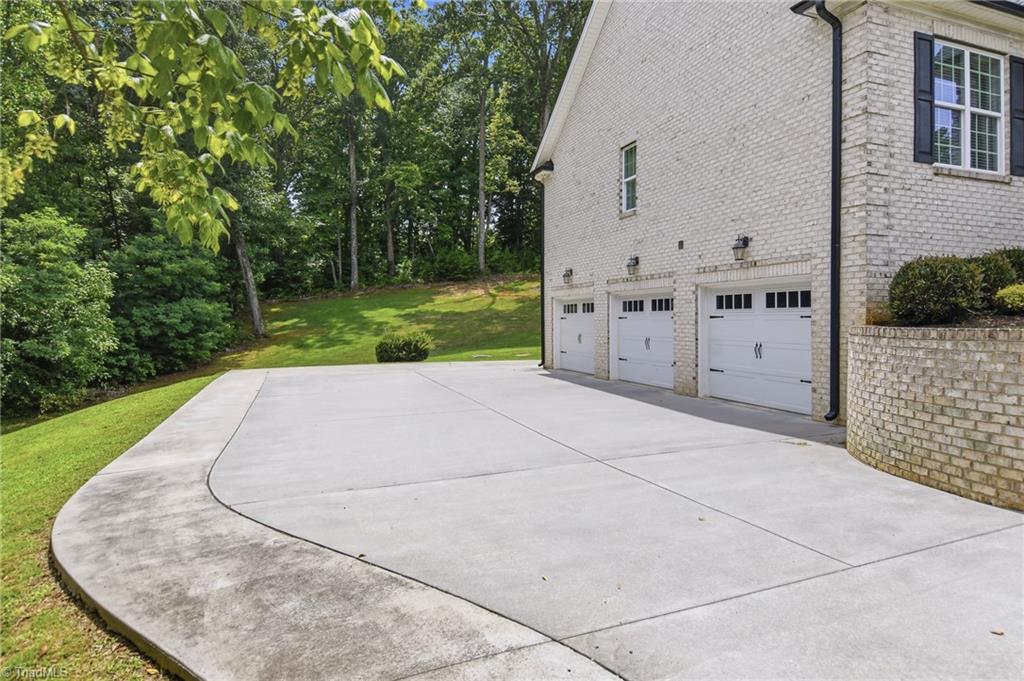 6171 Olde Fields Way Property Photo 4