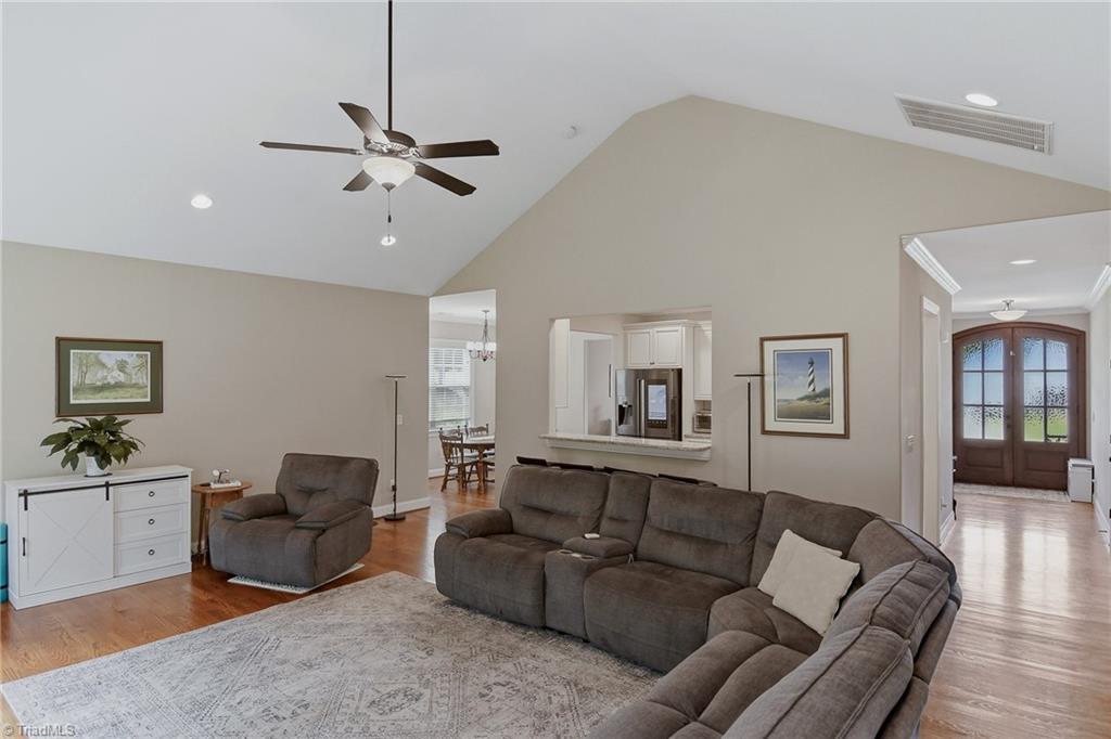 6171 Olde Fields Way Property Photo 7