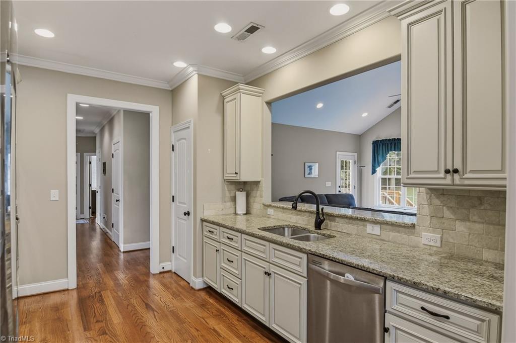 6171 Olde Fields Way Property Photo 8