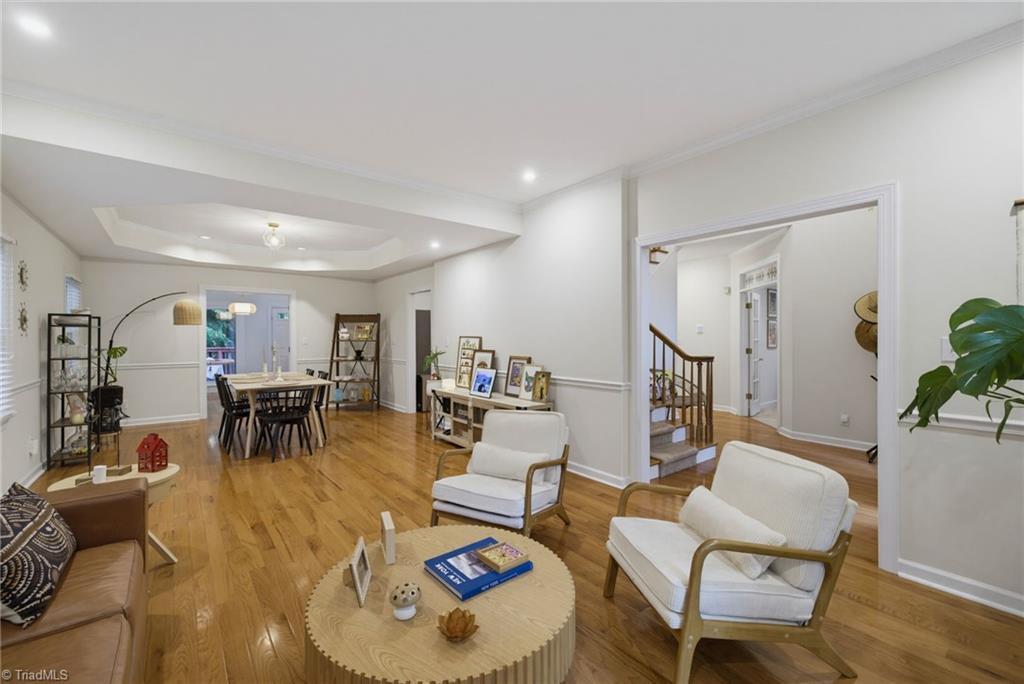 8 Elm Grove Way Property Photo 11