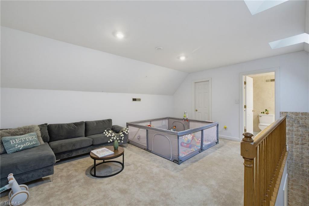 8 Elm Grove Way Property Photo 34