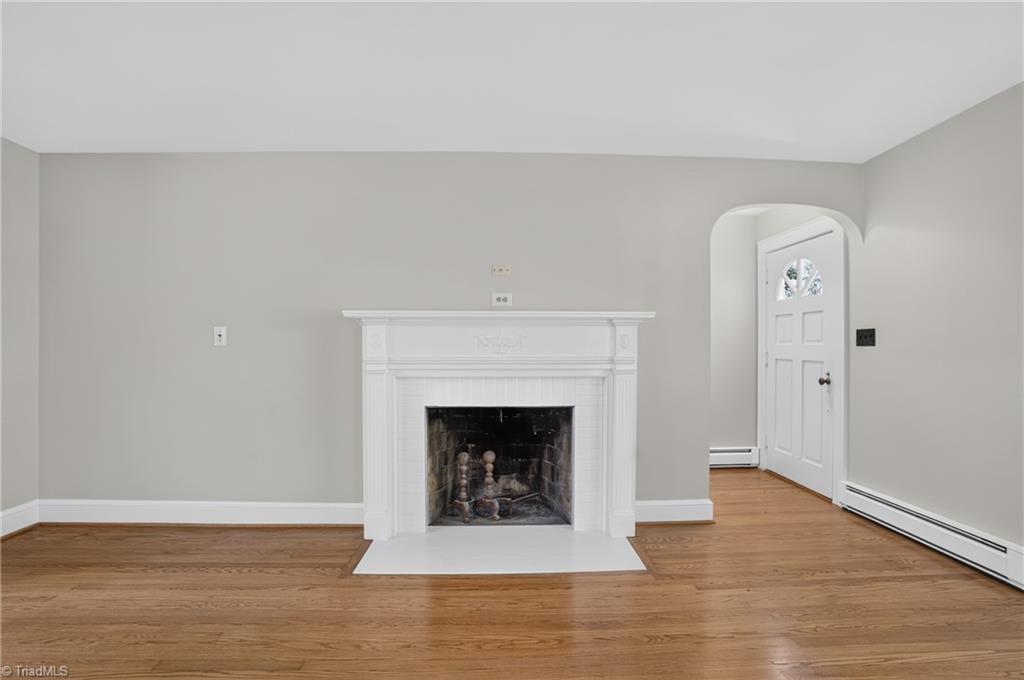4918 Old Way Road Property Photo 4