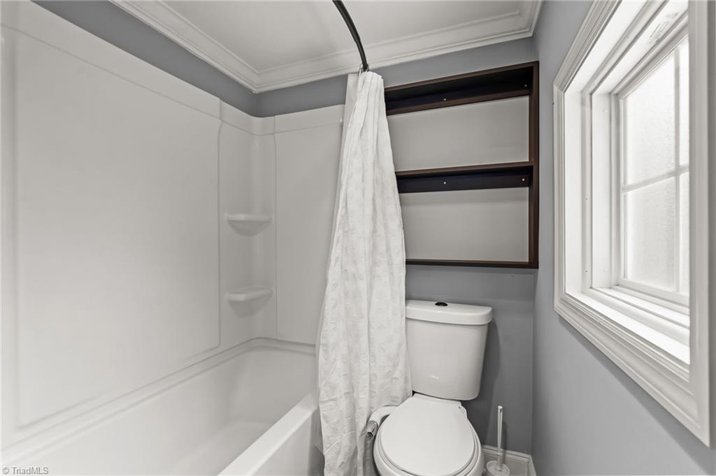 1004 Nathan Hunt Drive Property Photo 21