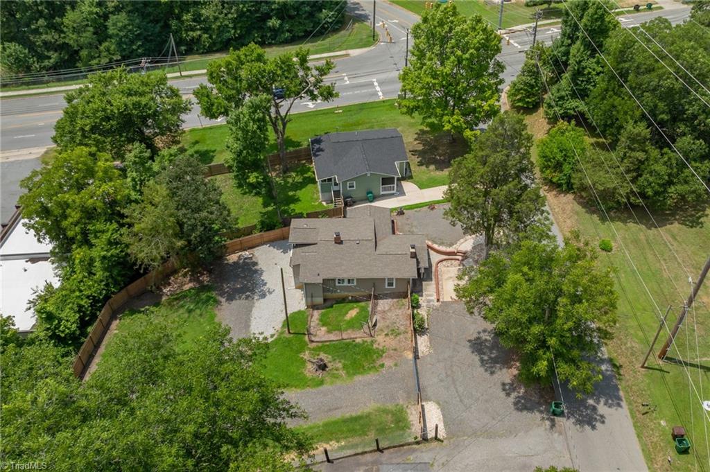 1004 Nathan Hunt Drive Property Photo 30