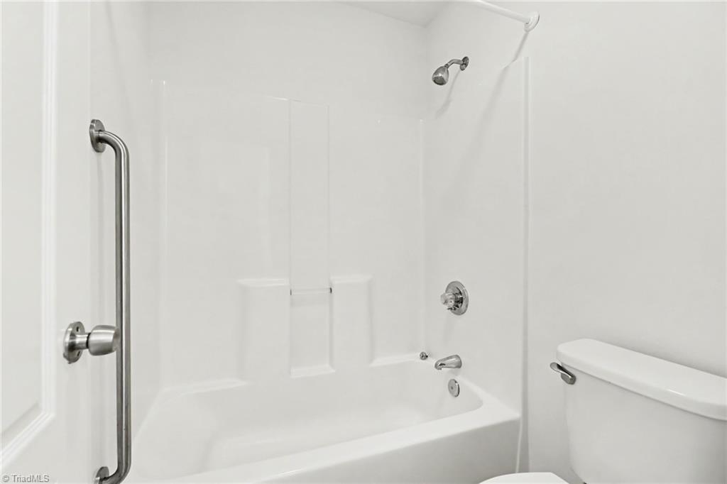 8602 Winding Hill Drive Property Photo 22