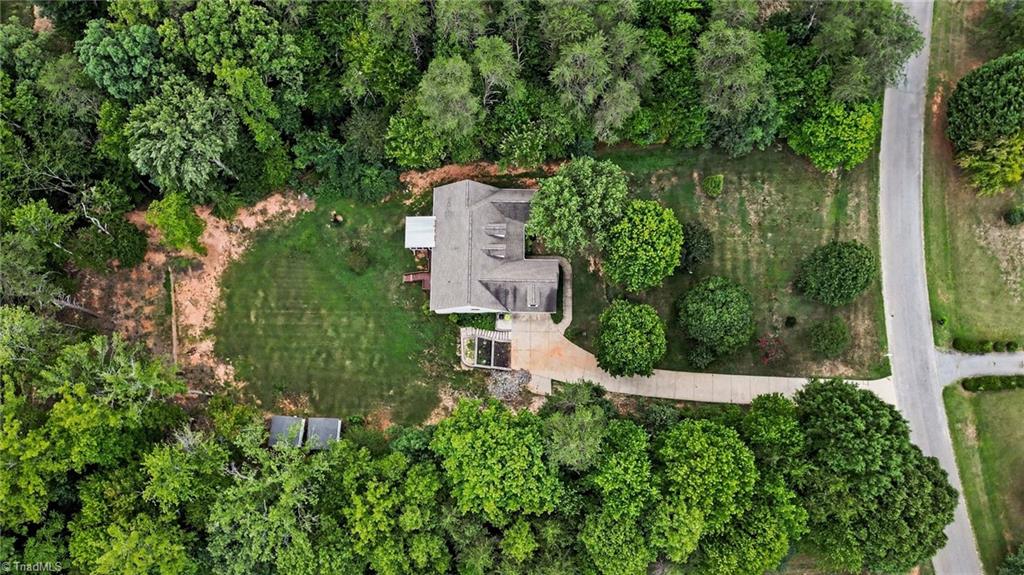 8602 Winding Hill Drive Property Photo 37