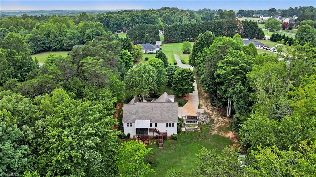8602 Winding Hill Drive Property Photo 38