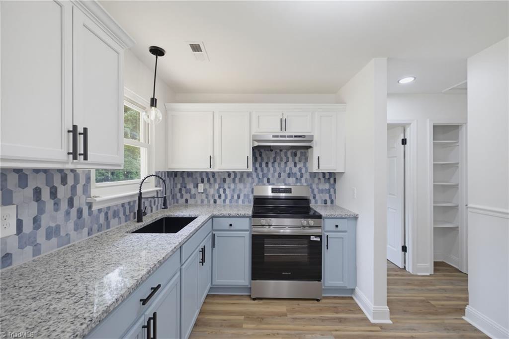 517 Munster Avenue Property Photo 12