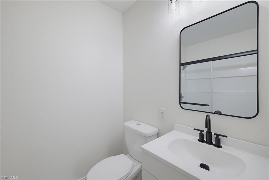 517 Munster Avenue Property Photo 19