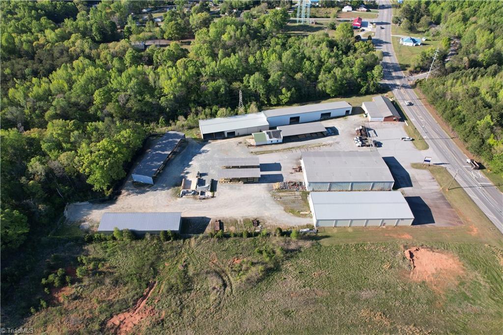 4460 Nc Highway 8 Property Photo 3
