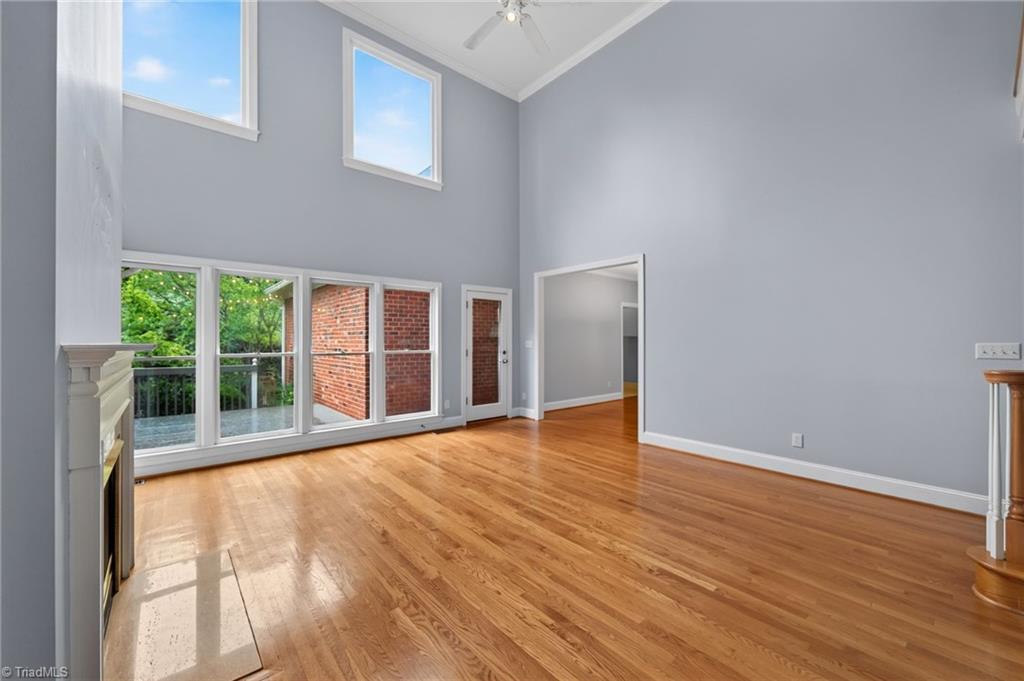 14 Checkerberry Square Property Photo 5