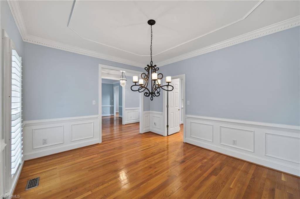 14 Checkerberry Square Property Photo 16