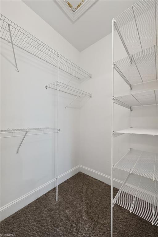 14 Checkerberry Square Property Photo 23
