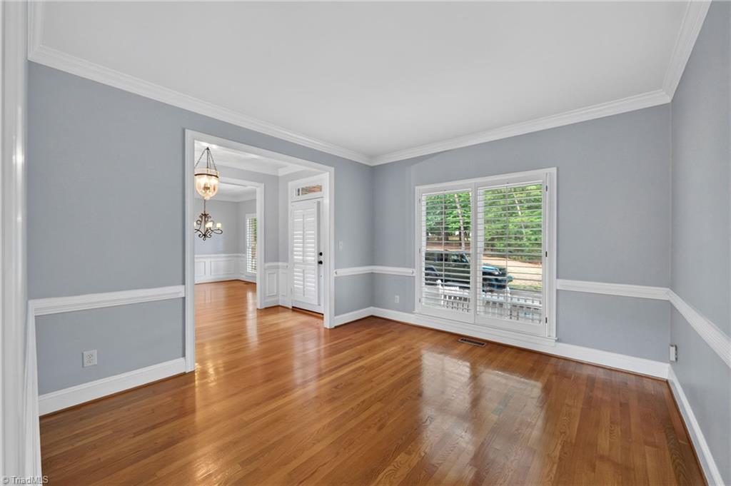 14 Checkerberry Square Property Photo 26