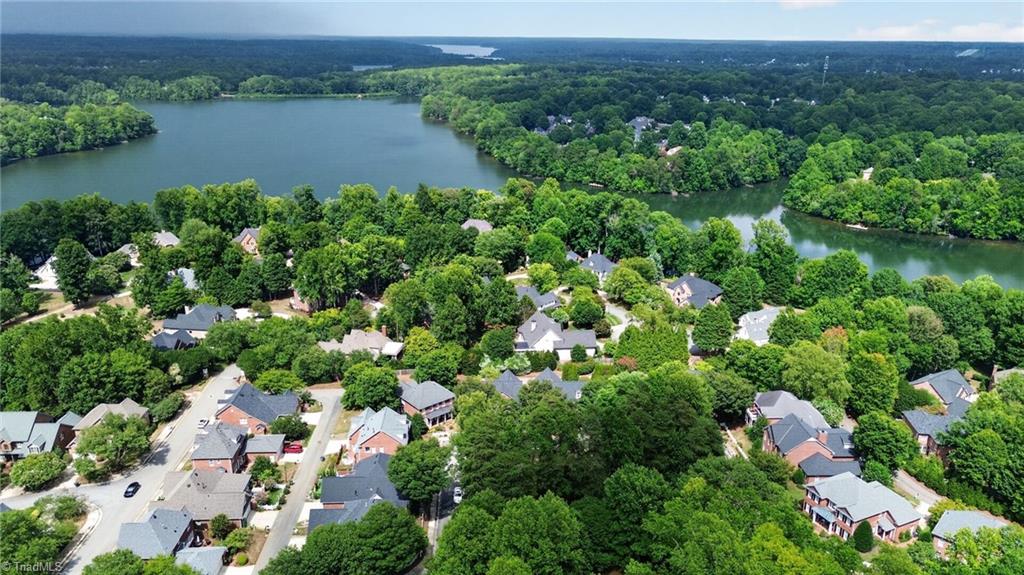 14 Checkerberry Square Property Photo 45