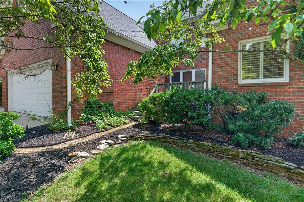 14 Checkerberry Square Property Photo 50