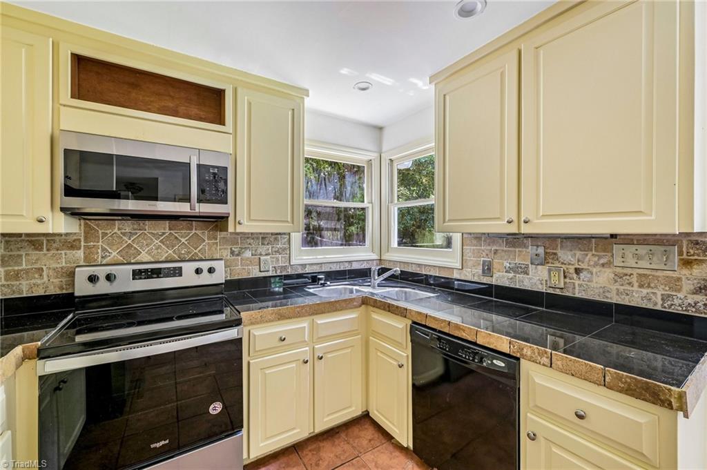 520 E Ohio Avenue Property Photo 12