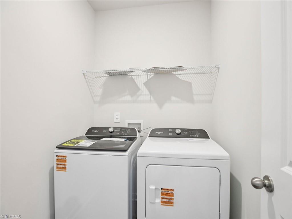 2445 Maxton Drive Property Photo 14
