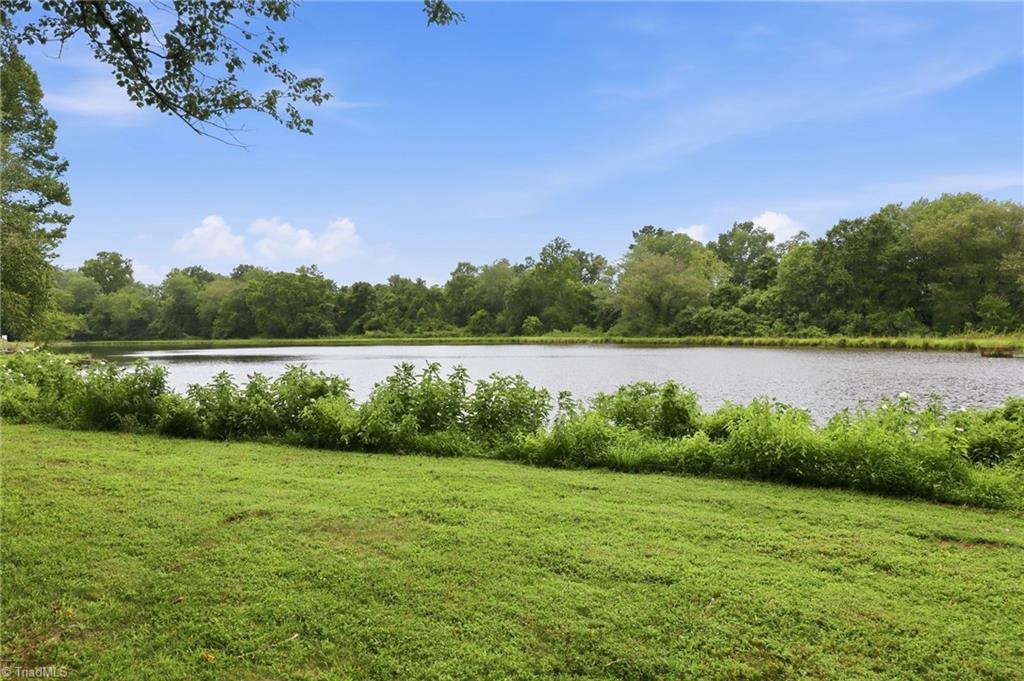 8206 Crows Nest Lane Property Photo 5