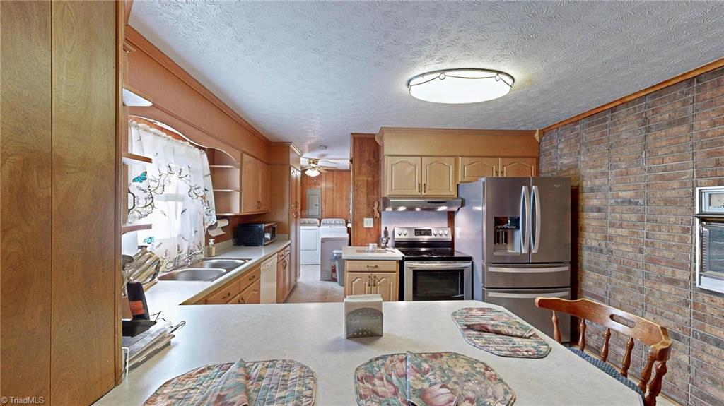 5386 Braxton Craven Road Property Photo 19