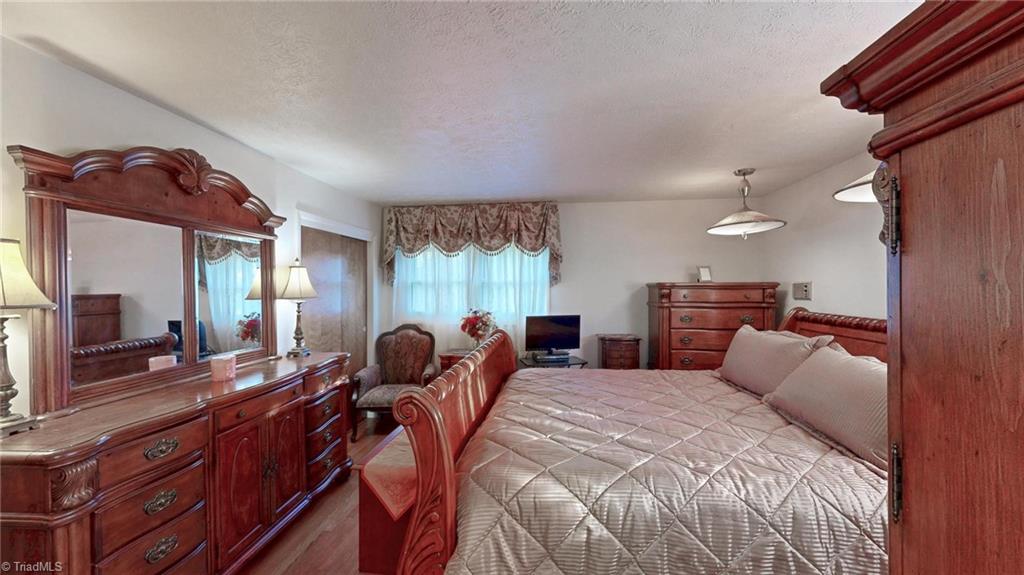 5386 Braxton Craven Road Property Photo 25