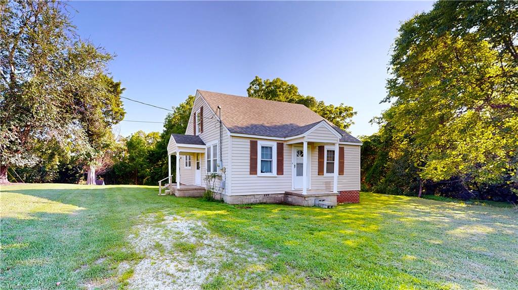 5388 Braxton Craven Road Property Photo 1