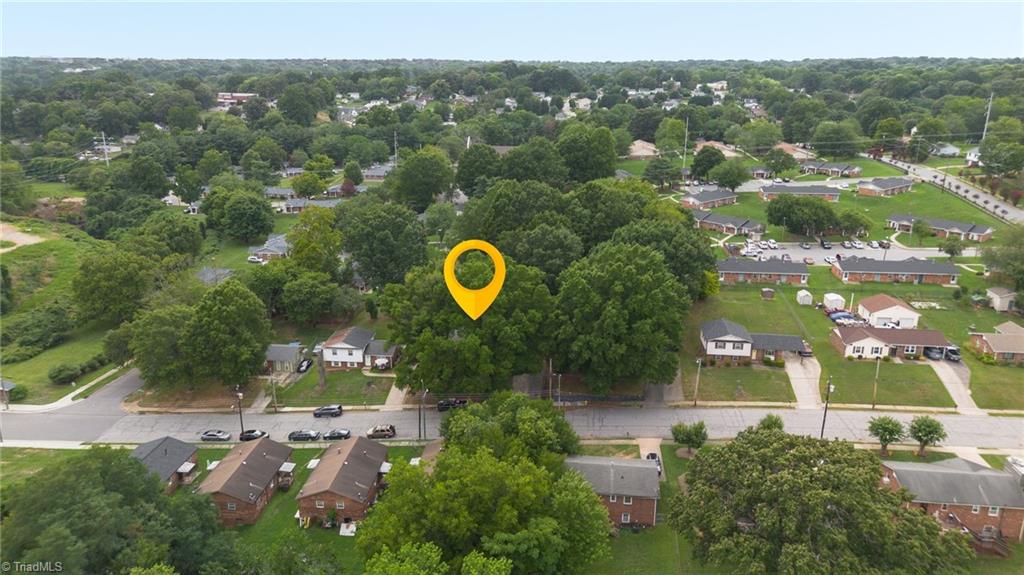 1320 Underwood Avenue Property Photo 34