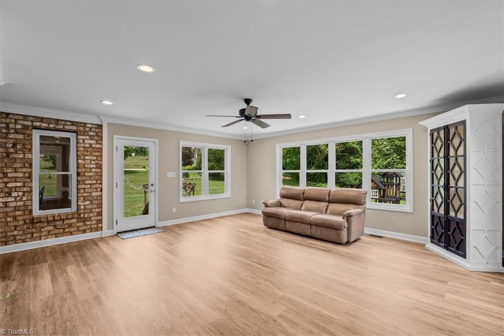 592 Carson Ridge Drive Property Photo 29