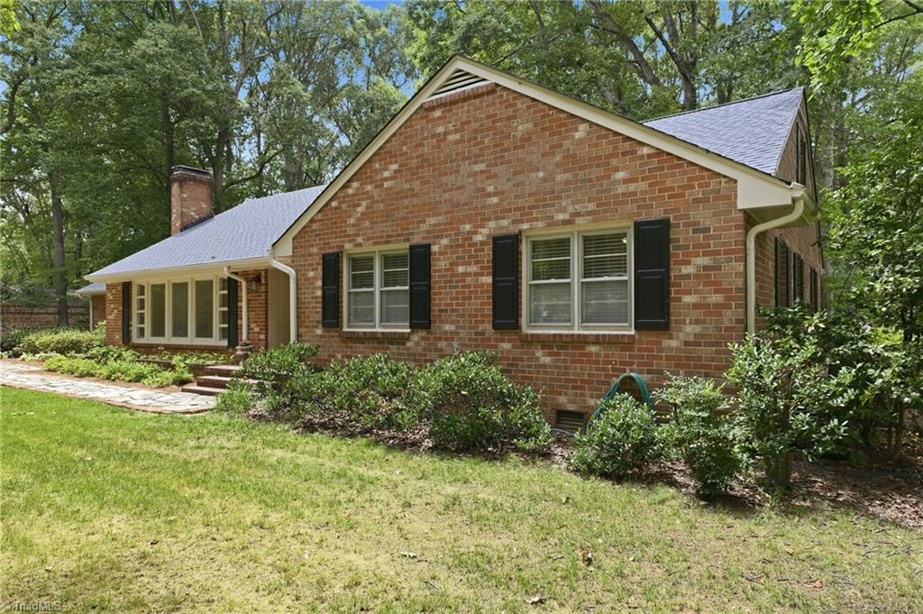 1501 Westridge Road Property Photo 4