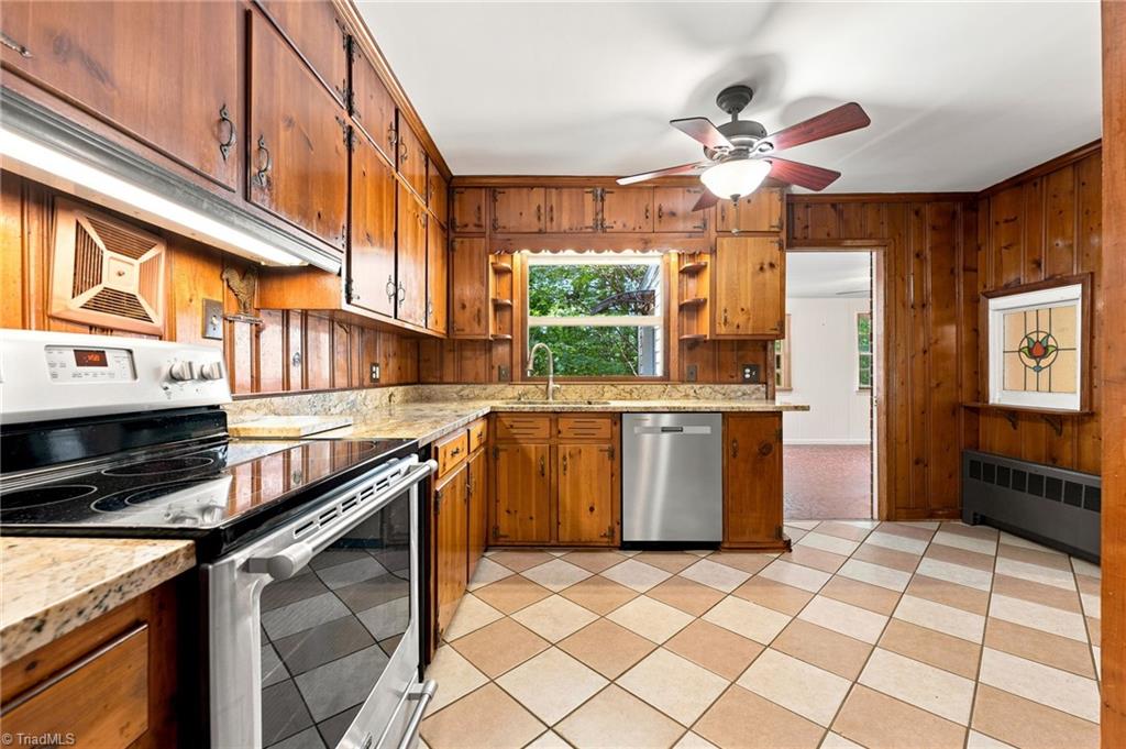 1501 Westridge Road Property Photo 26