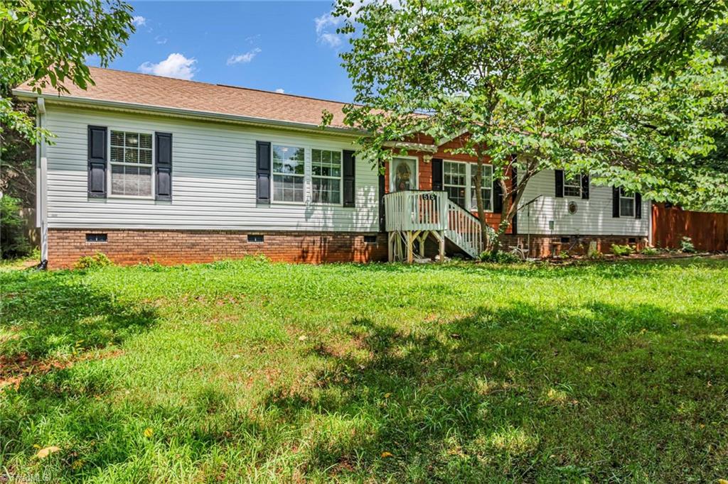 515 Wafford Road Property Photo 3