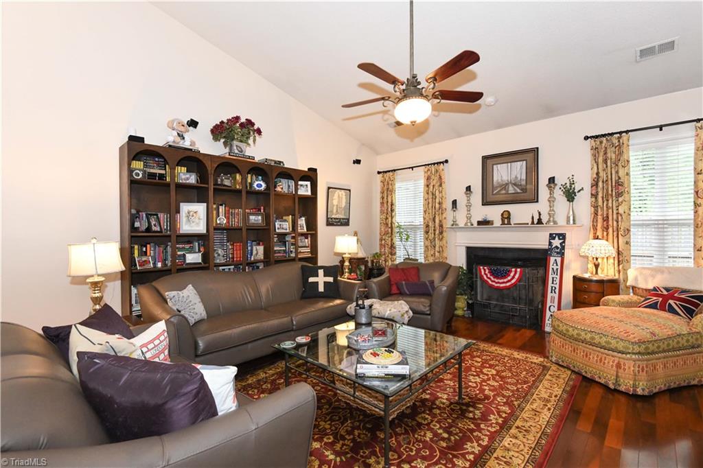 24 Wheelwright Court Property Photo 7