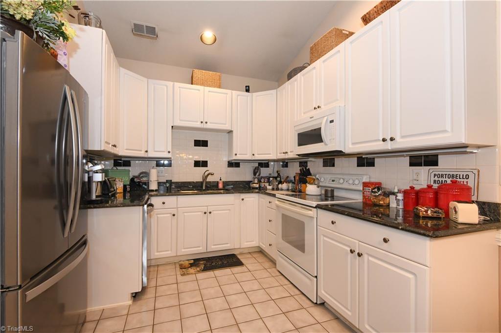 24 Wheelwright Court Property Photo 10