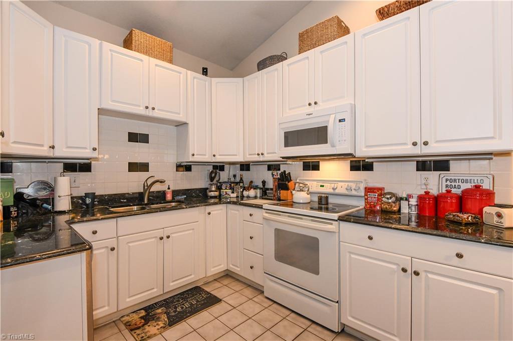 24 Wheelwright Court Property Photo 11